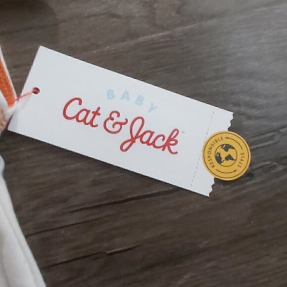 BUNDLE 4/$20 Newborn Cat & Jack Mother Cat With Kitten Onsie Outfit - Picture 4 of 4